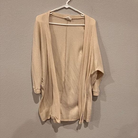 Women's Size Small Open Front Waffle Knit‎ Oversized Cardigan Light Cream - Picture 1 of 1